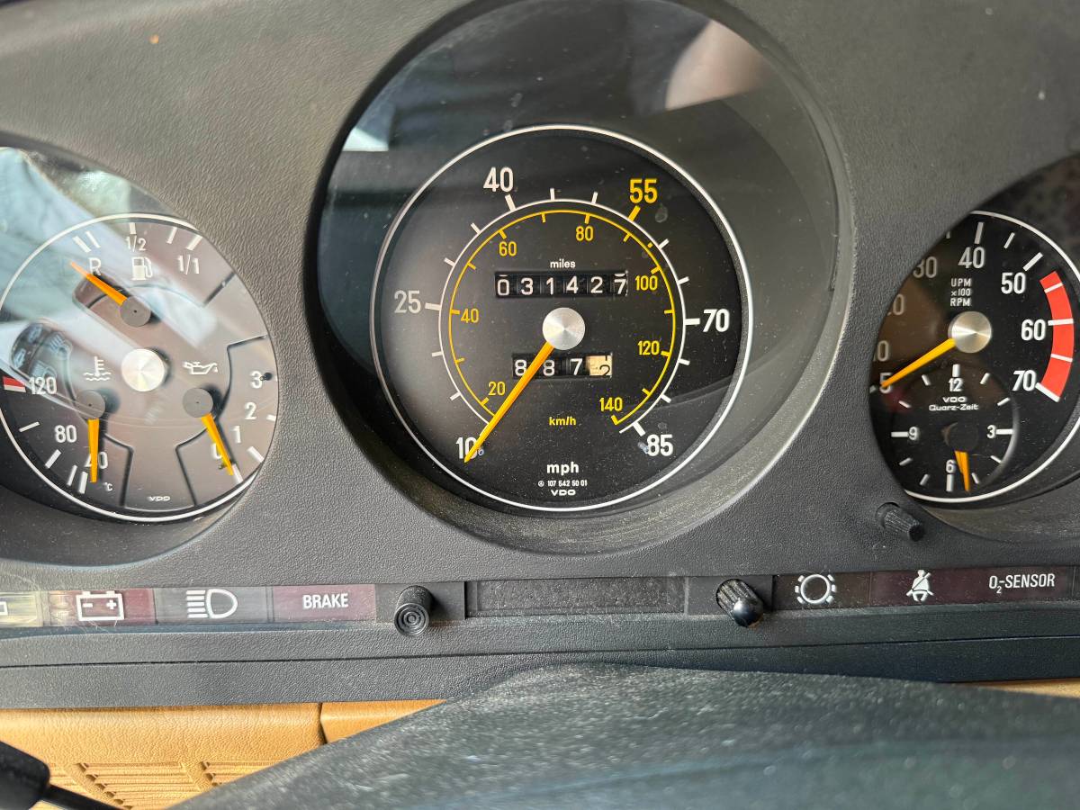 Mercedes-benz-450sl-1980-4