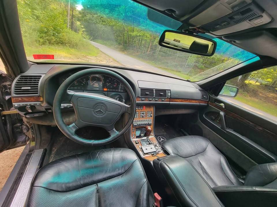 Mercedes-benz-500-sel-1993-black-12