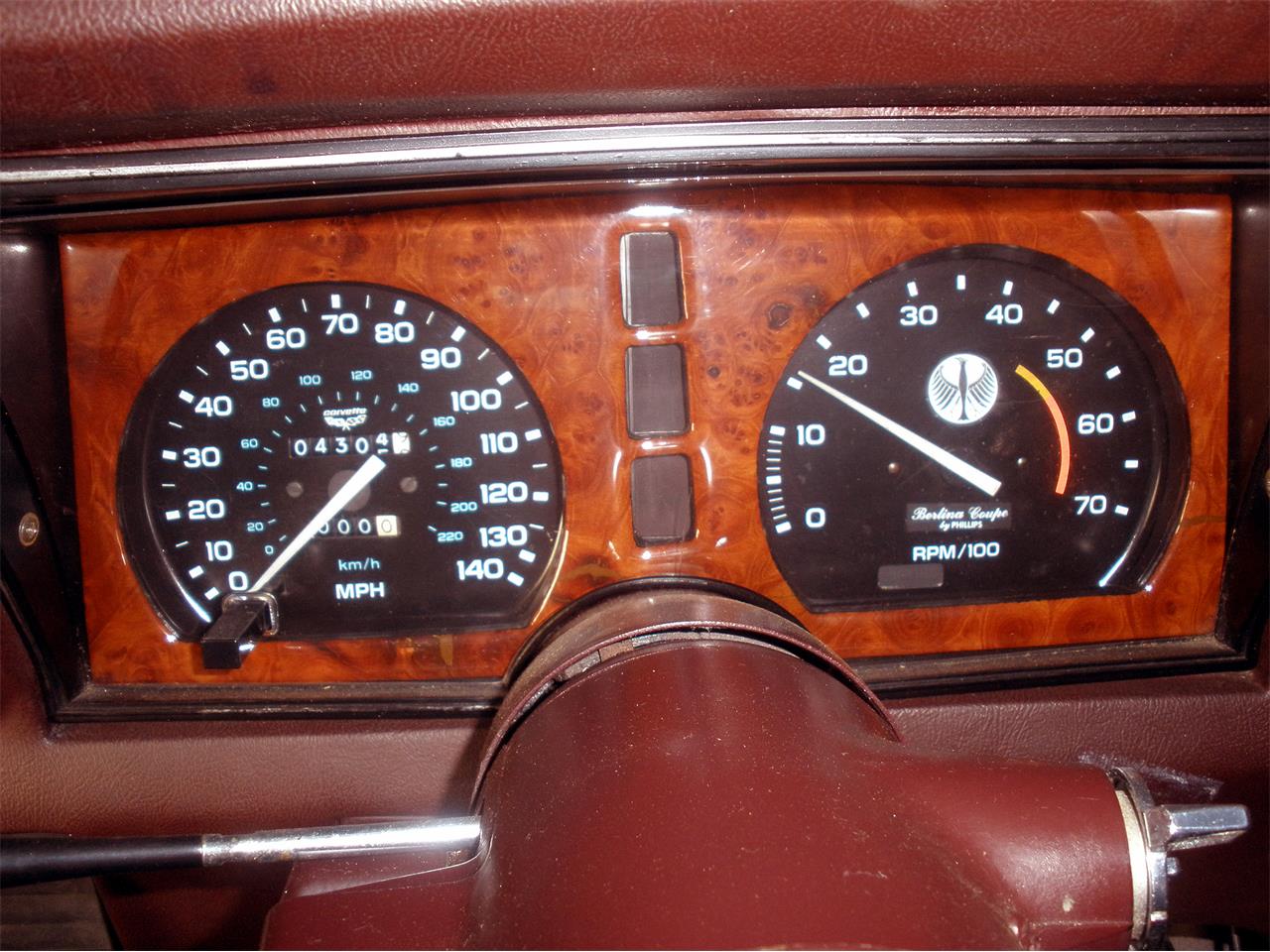 Mercedes-benz-540k-1971-Sillver-amp-Burgandy-Claret-burgandy-13