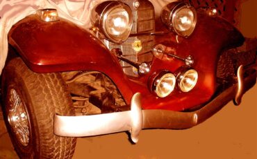 Mercedes-benz-540k-1971-Sillver-amp-Burgandy-Claret-burgandy-3