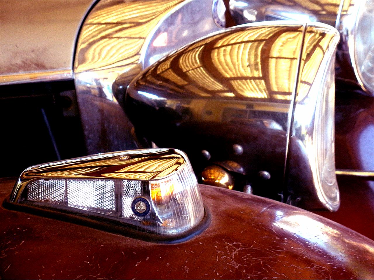 Mercedes-benz-540k-1971-Sillver-amp-Burgandy-Claret-burgandy-5