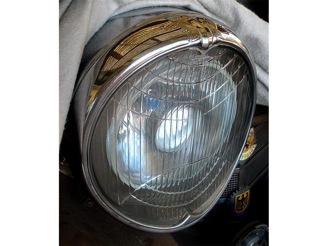Mercedes-benz-540k-1971-Sillver-amp-Burgandy-Claret-burgandy-6