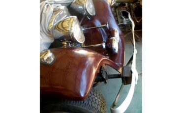 Mercedes-benz-540k-1971-Sillver-amp-Burgandy-Claret-burgandy-7