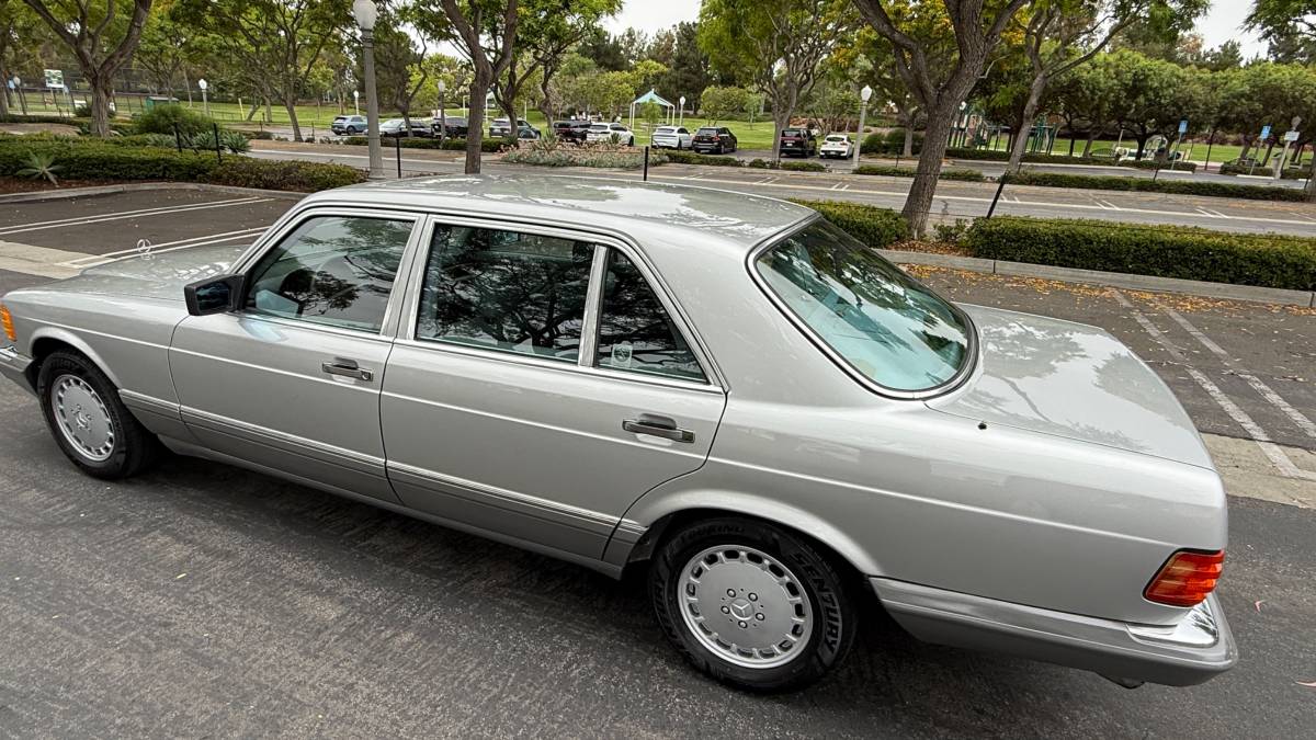 Mercedes-benz-560-560sel-1990-silver-1