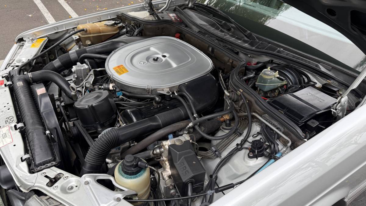 Mercedes-benz-560-560sel-1990-silver-15