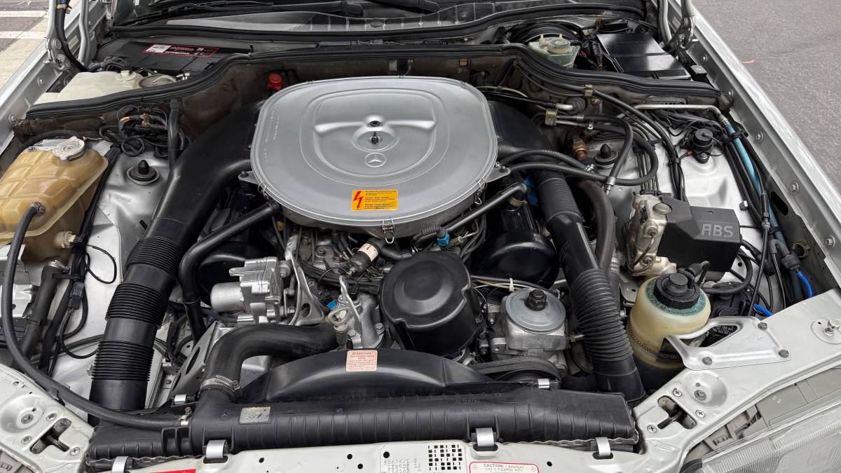 Mercedes-benz-560-560sel-1990-silver-16