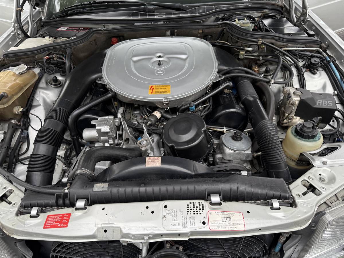 Mercedes-benz-560-560sel-1990-silver-18