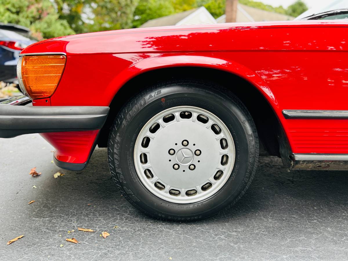 Mercedes-benz-560-560sl-1986-red-1