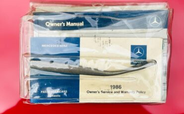 Mercedes-benz-560-560sl-1986-red-17