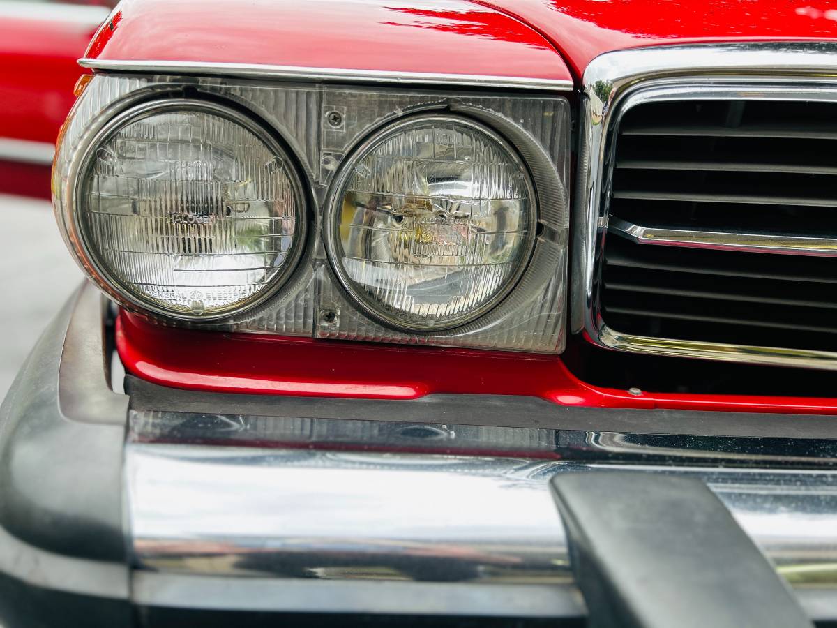 Mercedes-benz-560-560sl-1986-red-6