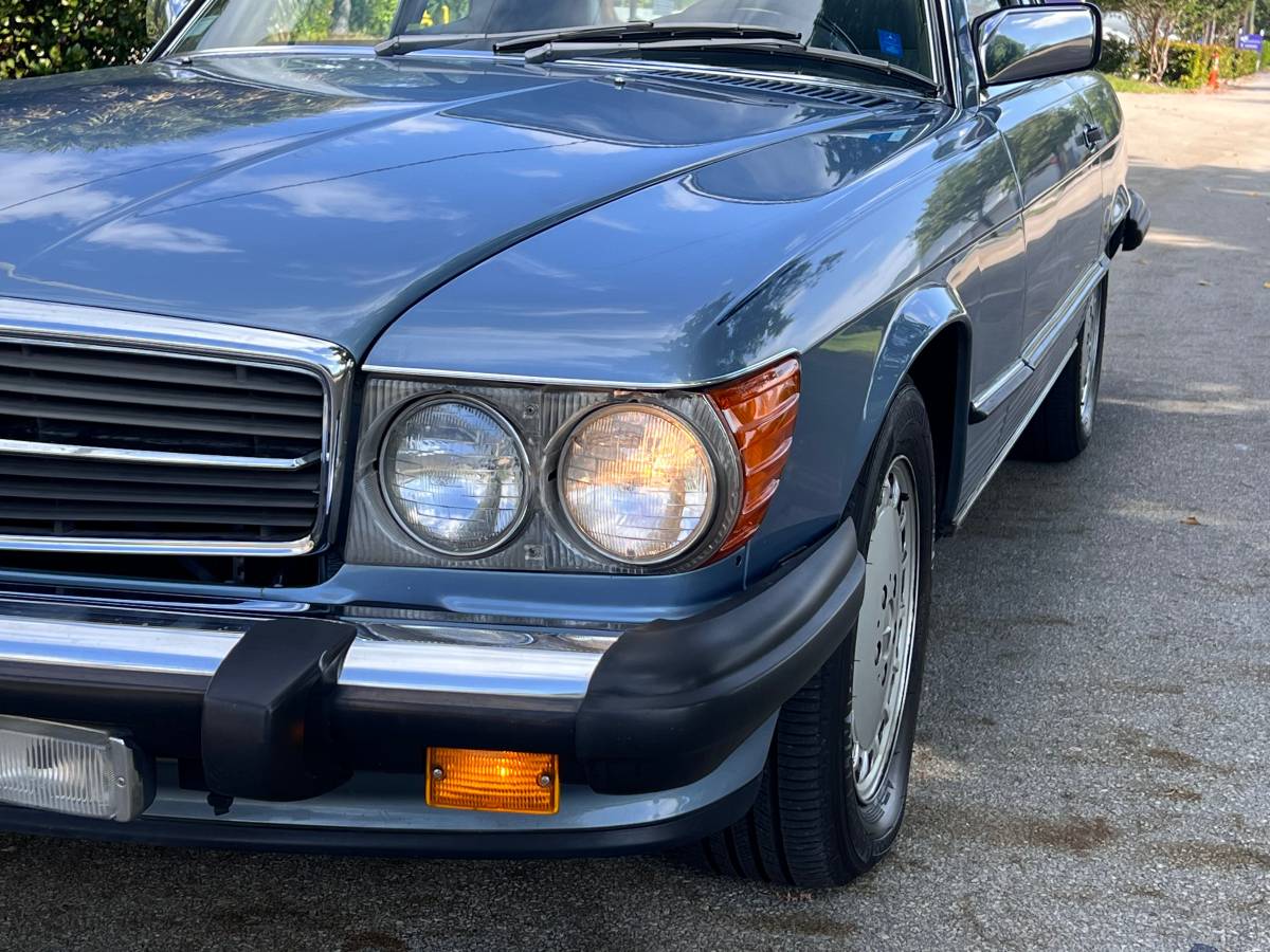 Mercedes-benz-560-560sl-1987-2