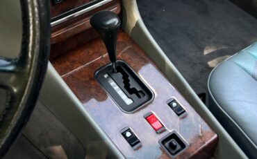 Mercedes-benz-560-560sl-1987-20