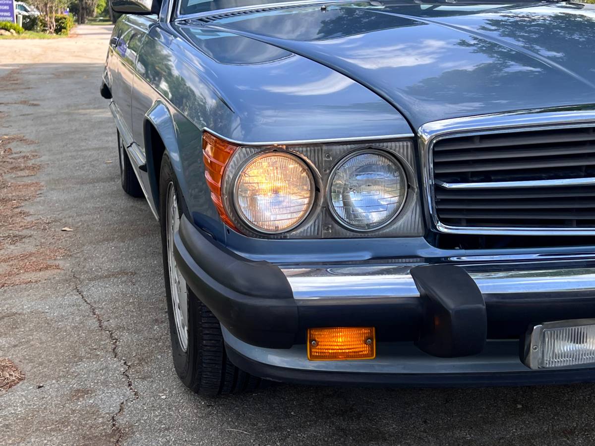 Mercedes-benz-560-560sl-1987-3