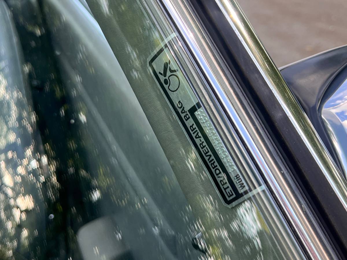Mercedes-benz-560-560sl-1987-4