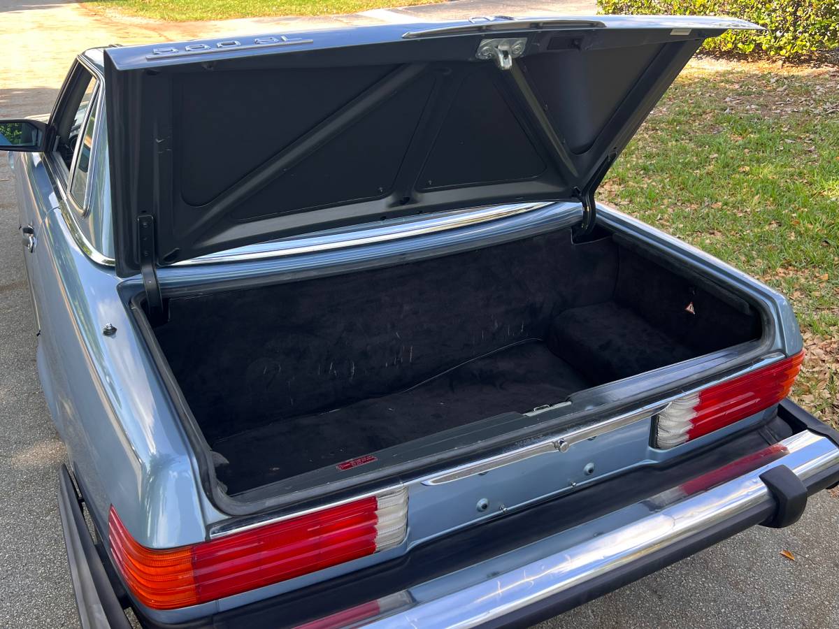 Mercedes-benz-560-560sl-1987-8