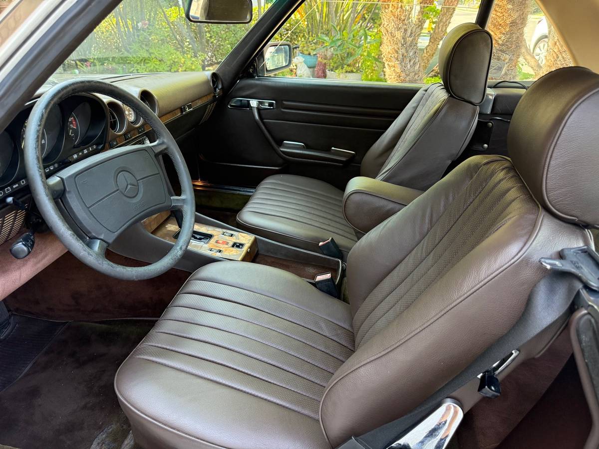 Mercedes-benz-560-560sl-1988-brown-12
