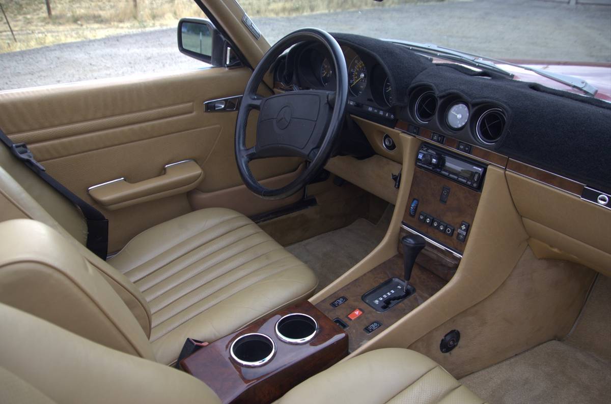 Mercedes-benz-560-560sl-1988-red-19