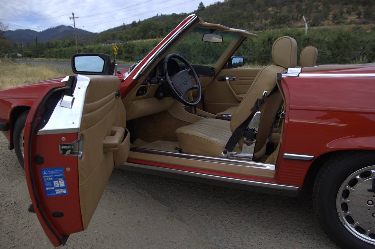 Mercedes-benz-560-560sl-1988-red-21