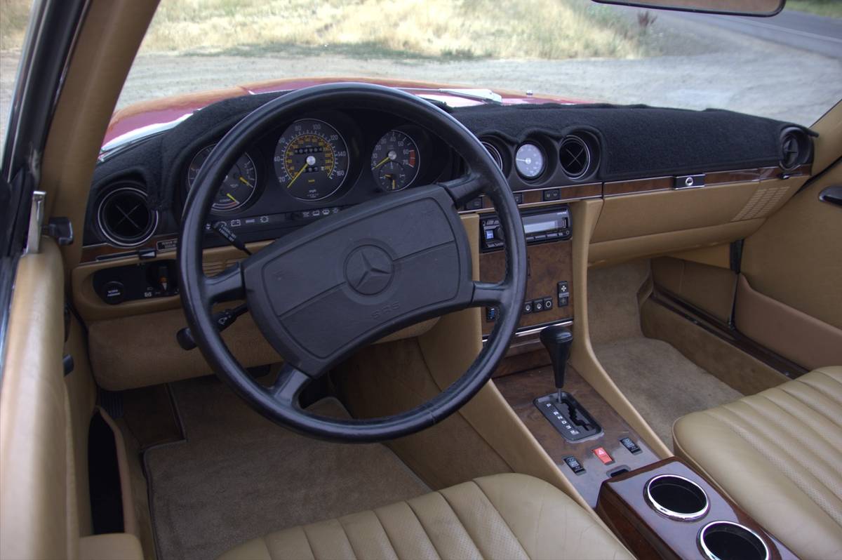 Mercedes-benz-560-560sl-1988-red-22