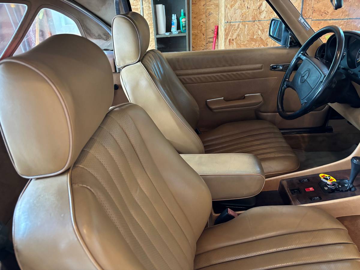Mercedes-benz-560-560sl-1989-red-17