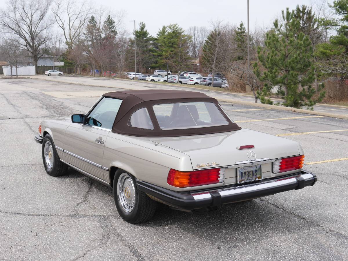 Mercedes-benz-560-560sl-1989-silver