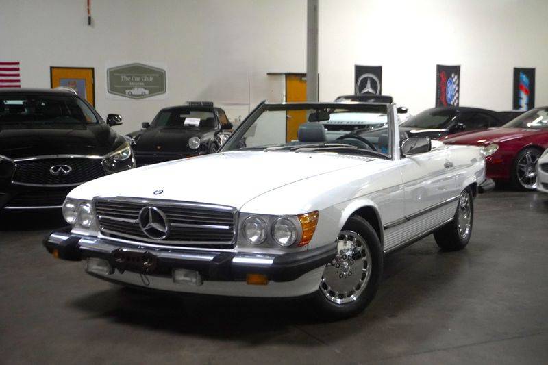 Mercedes-benz-560-class-1988-white-1