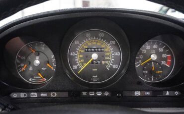 Mercedes-benz-560-class-1988-white-17