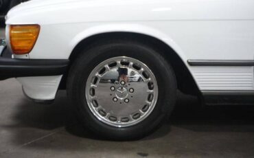Mercedes-benz-560-class-1988-white-23