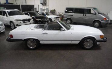 Mercedes-benz-560-class-1988-white-4
