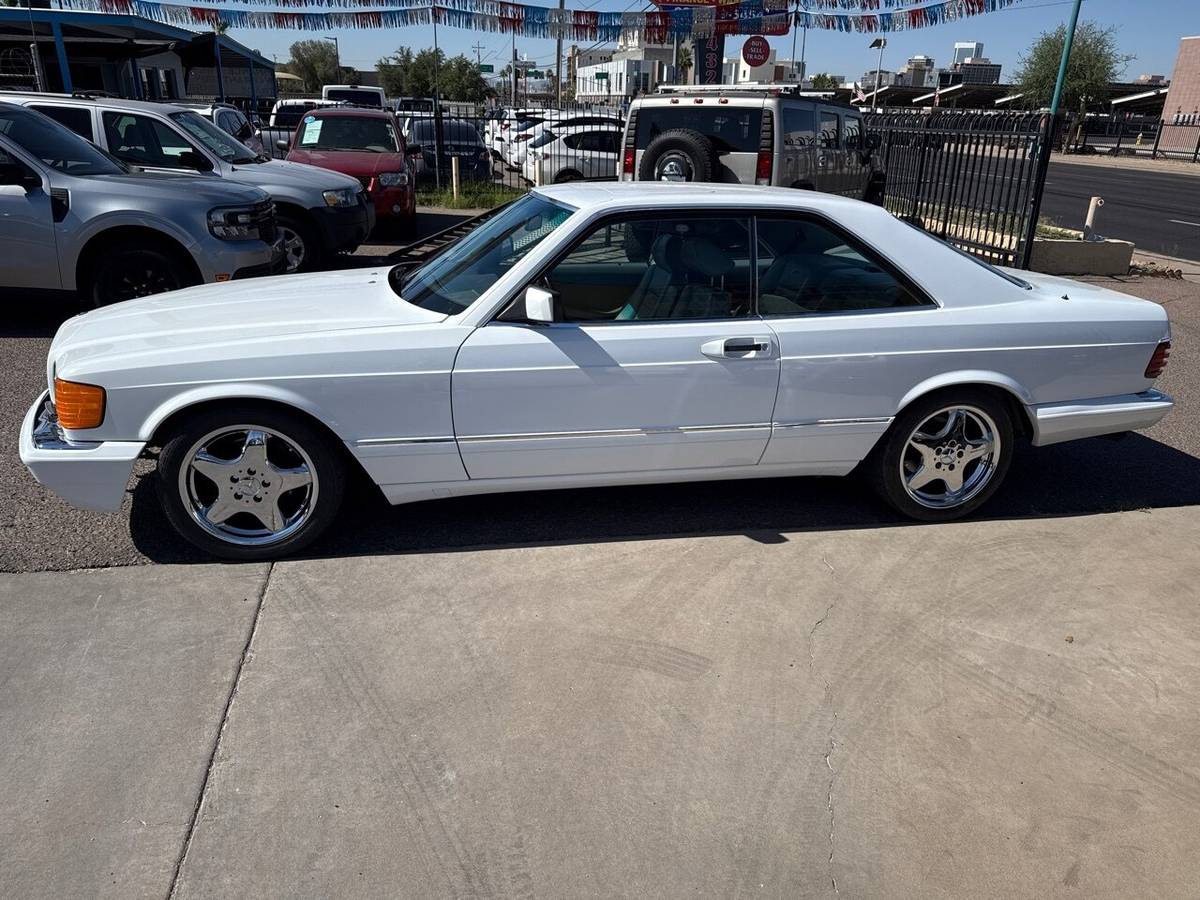Mercedes-benz-560-sec-1986-white-10