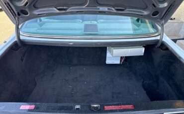 Mercedes-benz-560-sec-1986-white-16