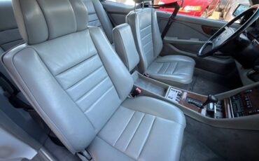 Mercedes-benz-560-sec-1986-white-17