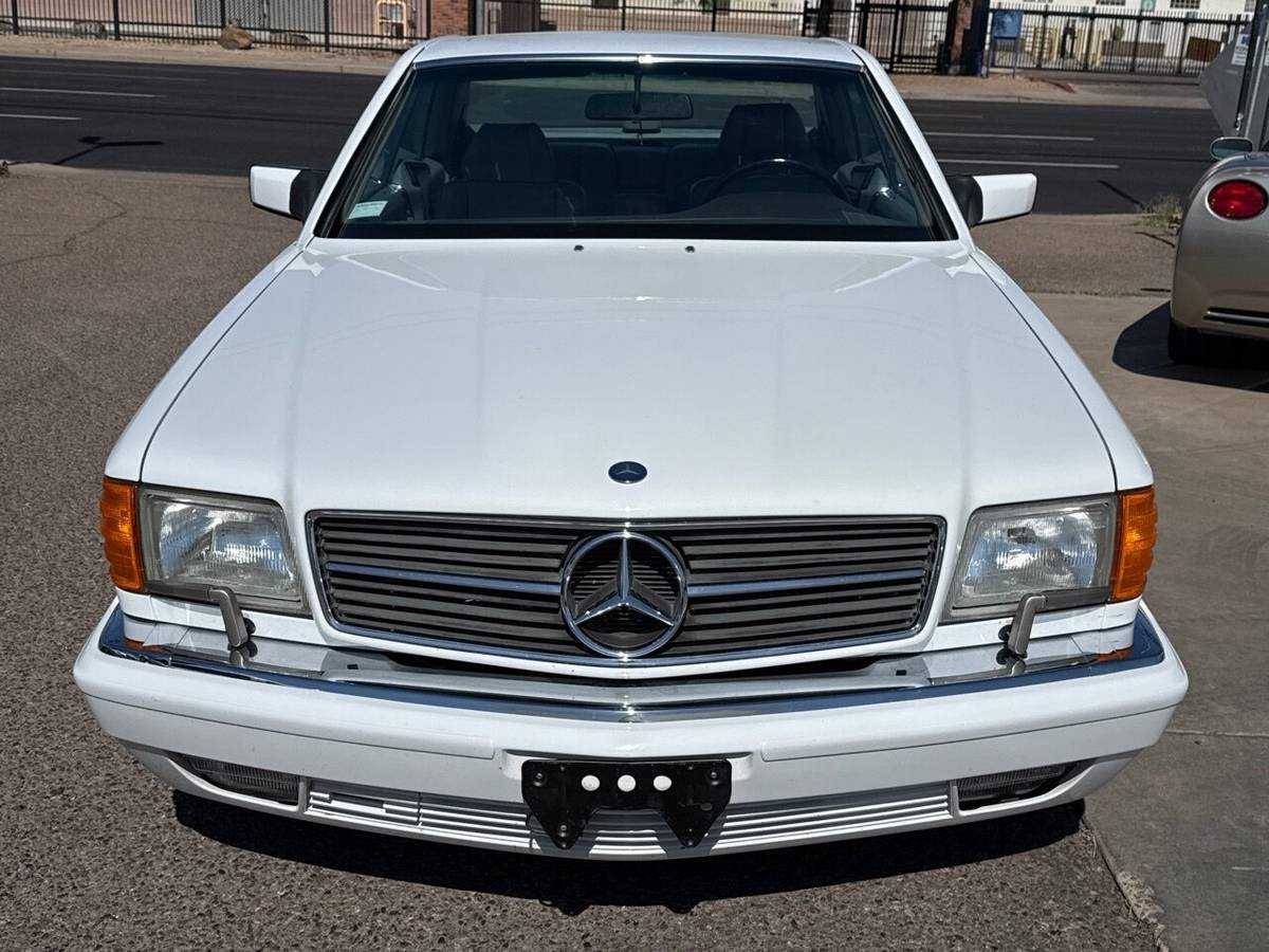 Mercedes-benz-560-sec-1986-white-2