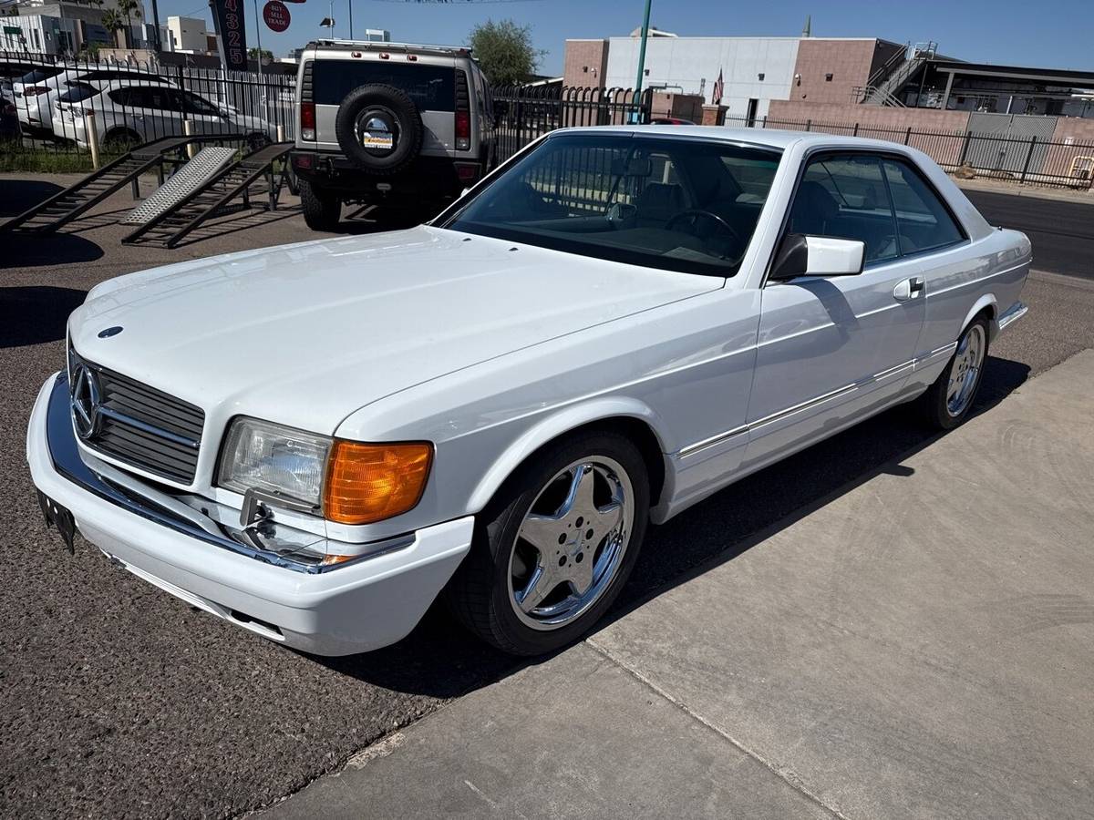Mercedes-benz-560-sec-1986-white-3