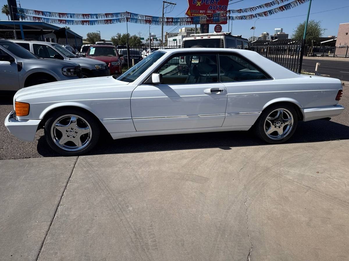 Mercedes-benz-560-sec-1986-white-4