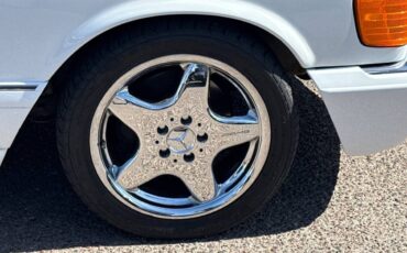 Mercedes-benz-560-sec-1986-white-9