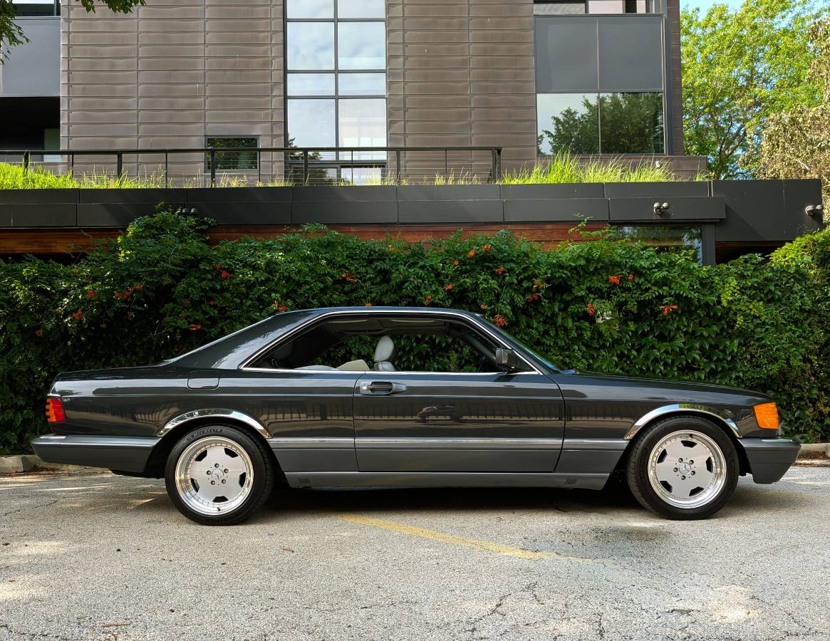 Mercedes-benz-560-sec-1991-black-2