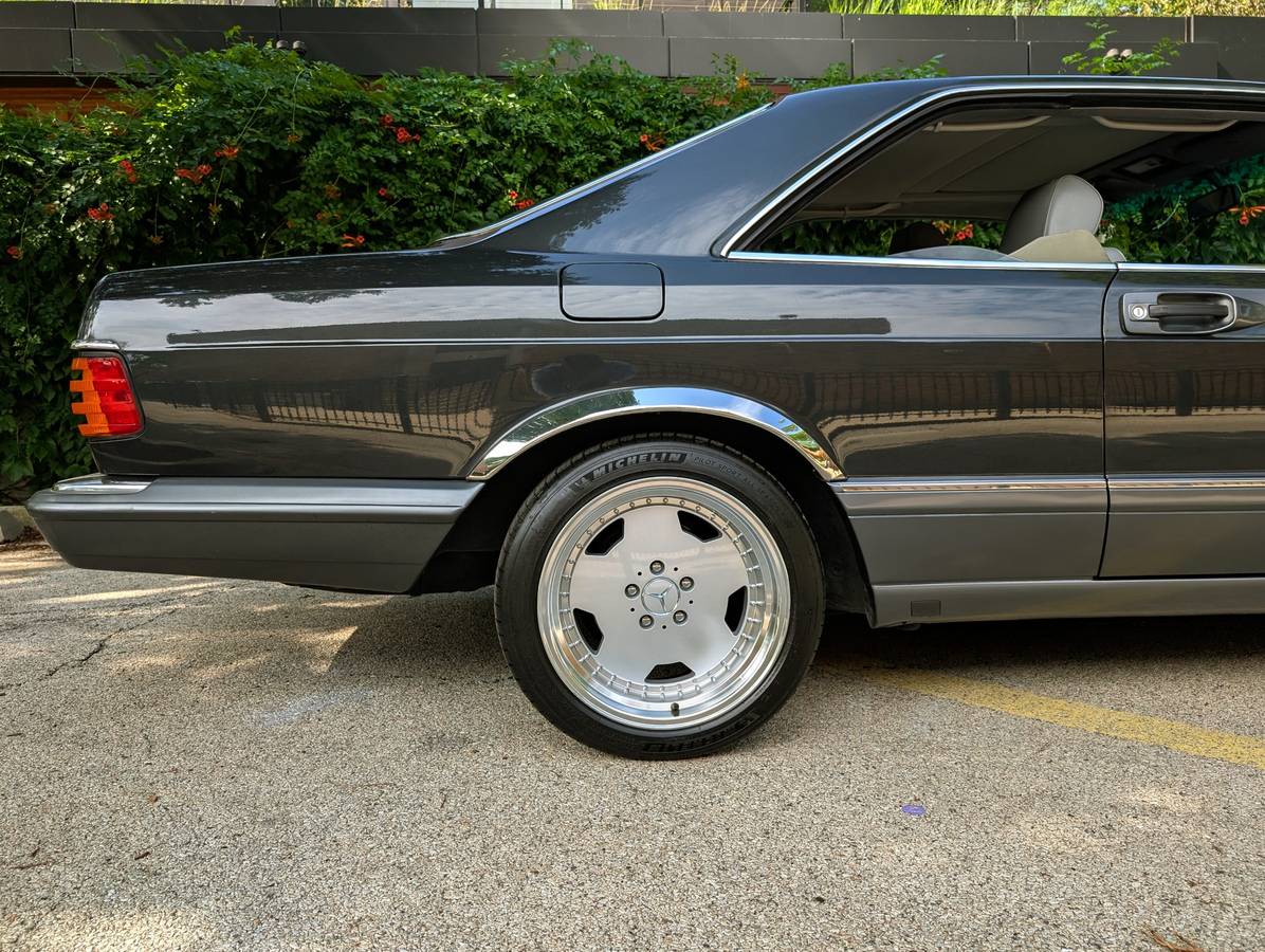 Mercedes-benz-560-sec-1991-black-3