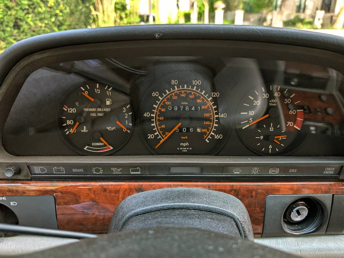 Mercedes-benz-560-sec-1991-black-9