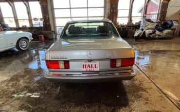 Mercedes-benz-560-sel-1987-5