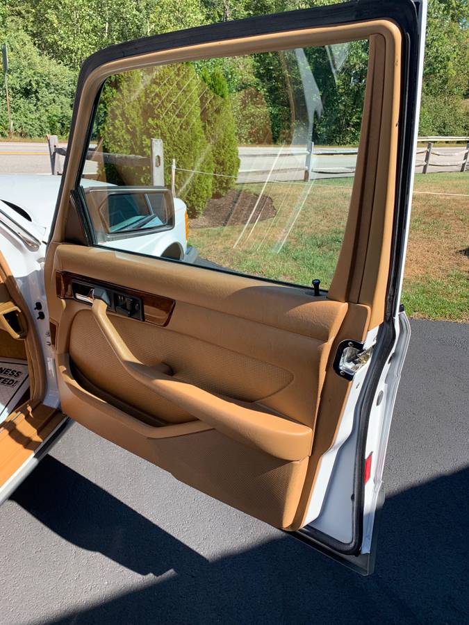 Mercedes-benz-560-sel-1988-white-10