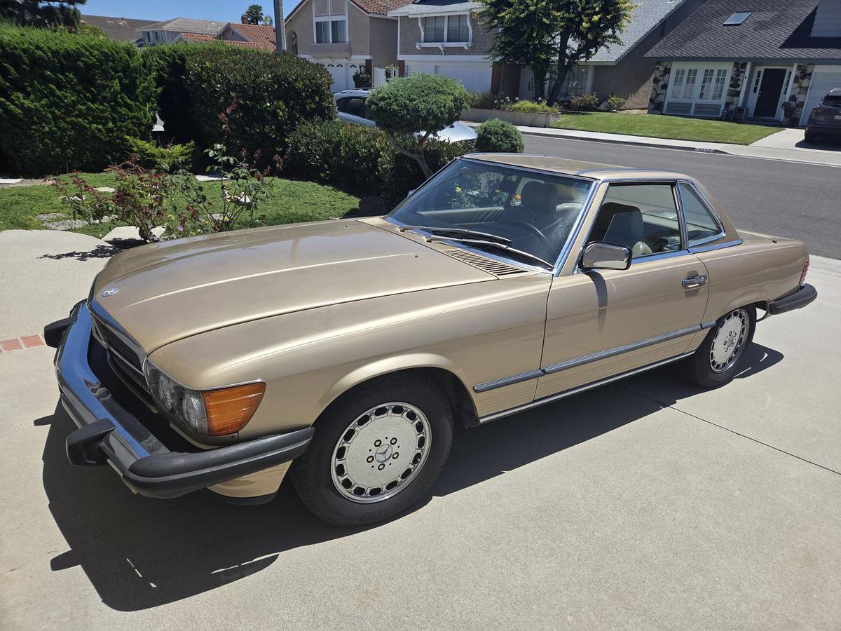 Mercedes-benz-560-sl-1986-1
