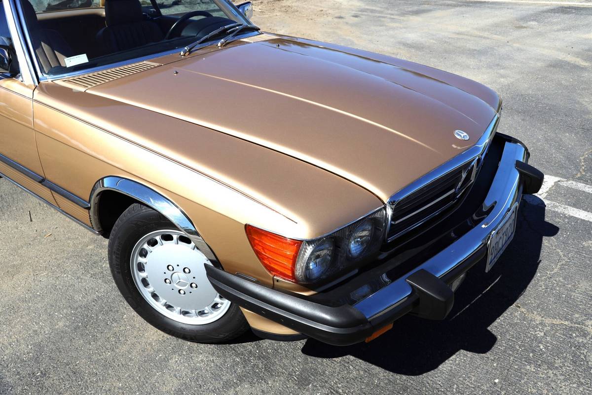 Mercedes-benz-560-sl-1986-black-4