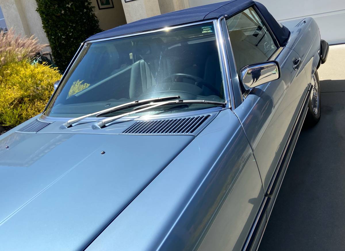 Mercedes-benz-560-sl-1986-blue-2