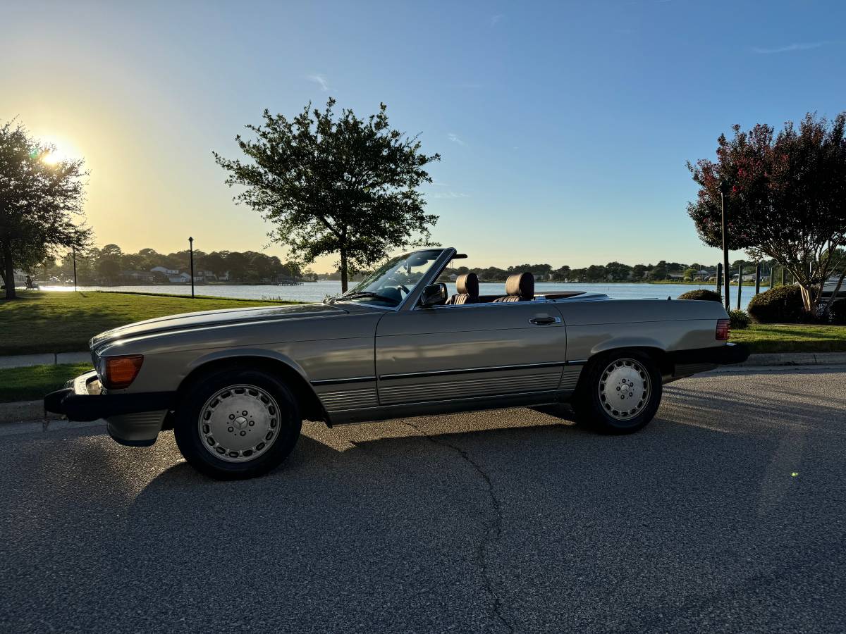 Mercedes-benz-560-sl-1988-1