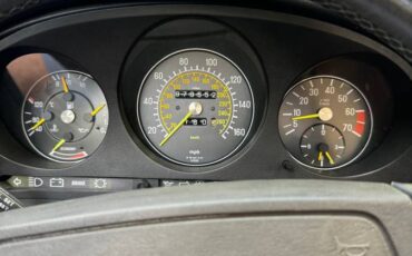 Mercedes-benz-560-sl-1988-11