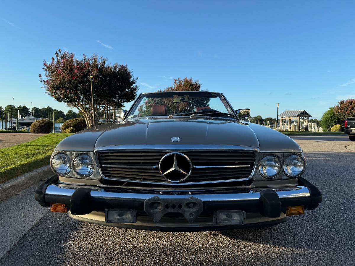 Mercedes-benz-560-sl-1988-2