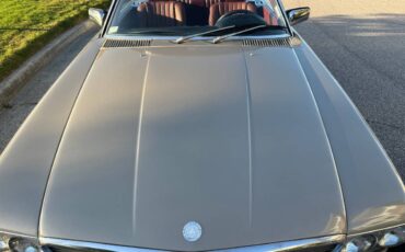 Mercedes-benz-560-sl-1988-3