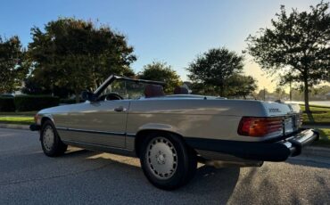 Mercedes-benz-560-sl-1988-4