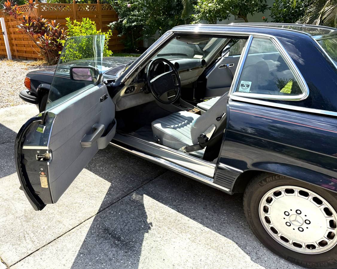 Mercedes-benz-560-sl-1989-2